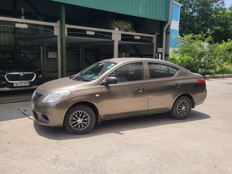 CAR SALE IN KOLKATA 2013 NISSAN SUNNY TAX TILL 2025